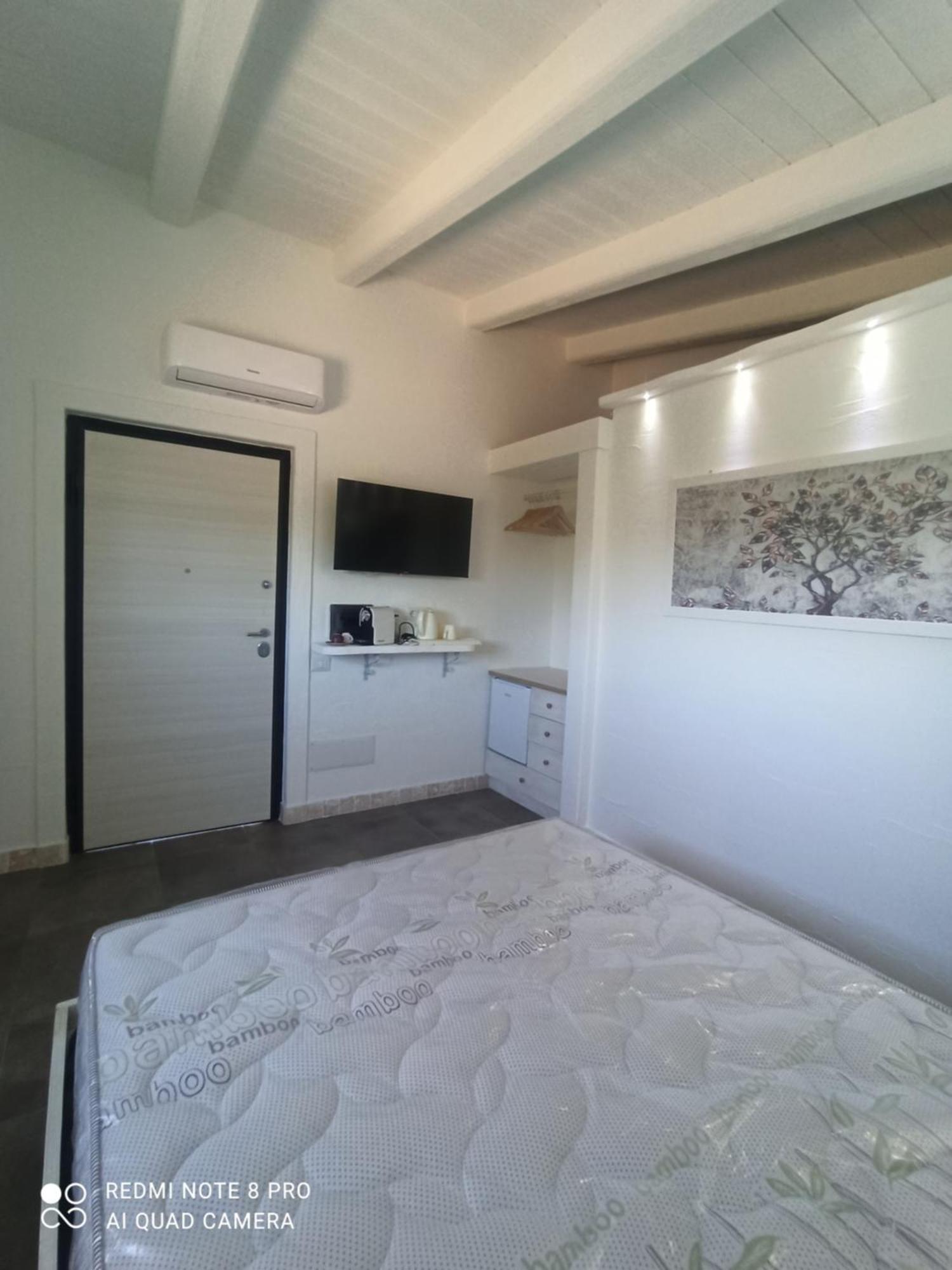 Bello Bello Rooms Santa Teresa Gallura Pokoj fotografie
